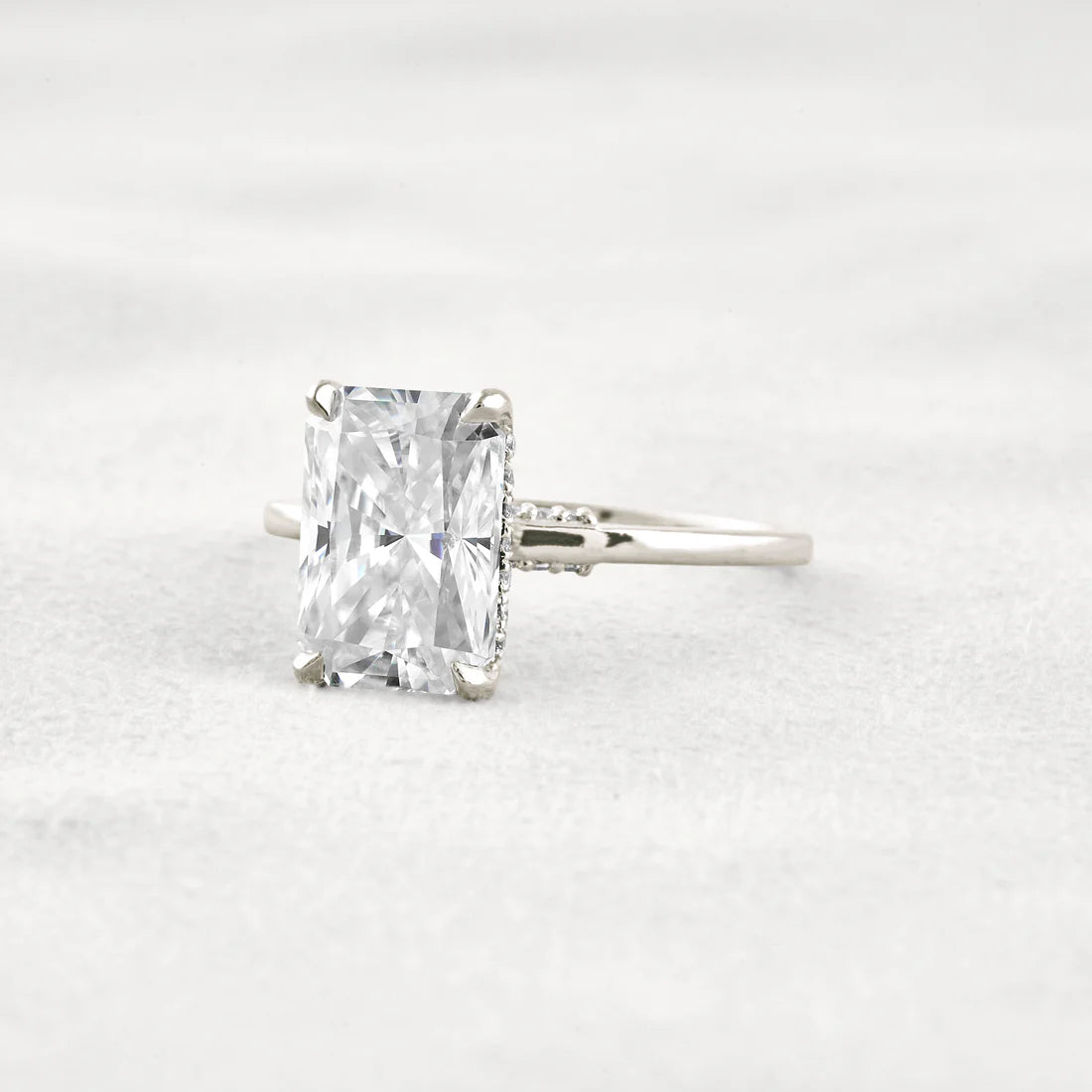 4.15 CT Radiant Cut Moissanite Ring Dazzling Solitaire Wedding Ring Sterling Silver