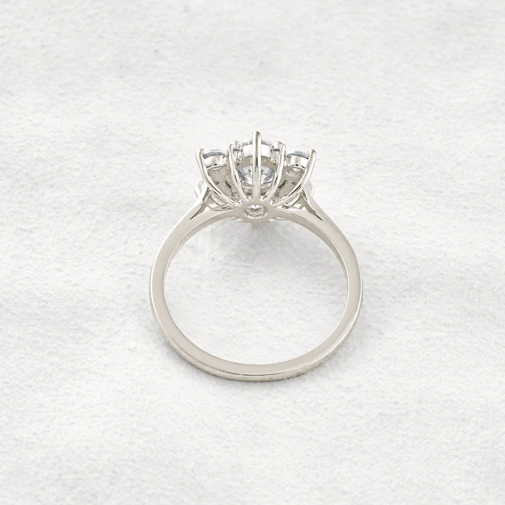 1 CT Round Cut Moissanite Engagement Ring D-Color Lab-Grown Diamond Ring Gift for Her