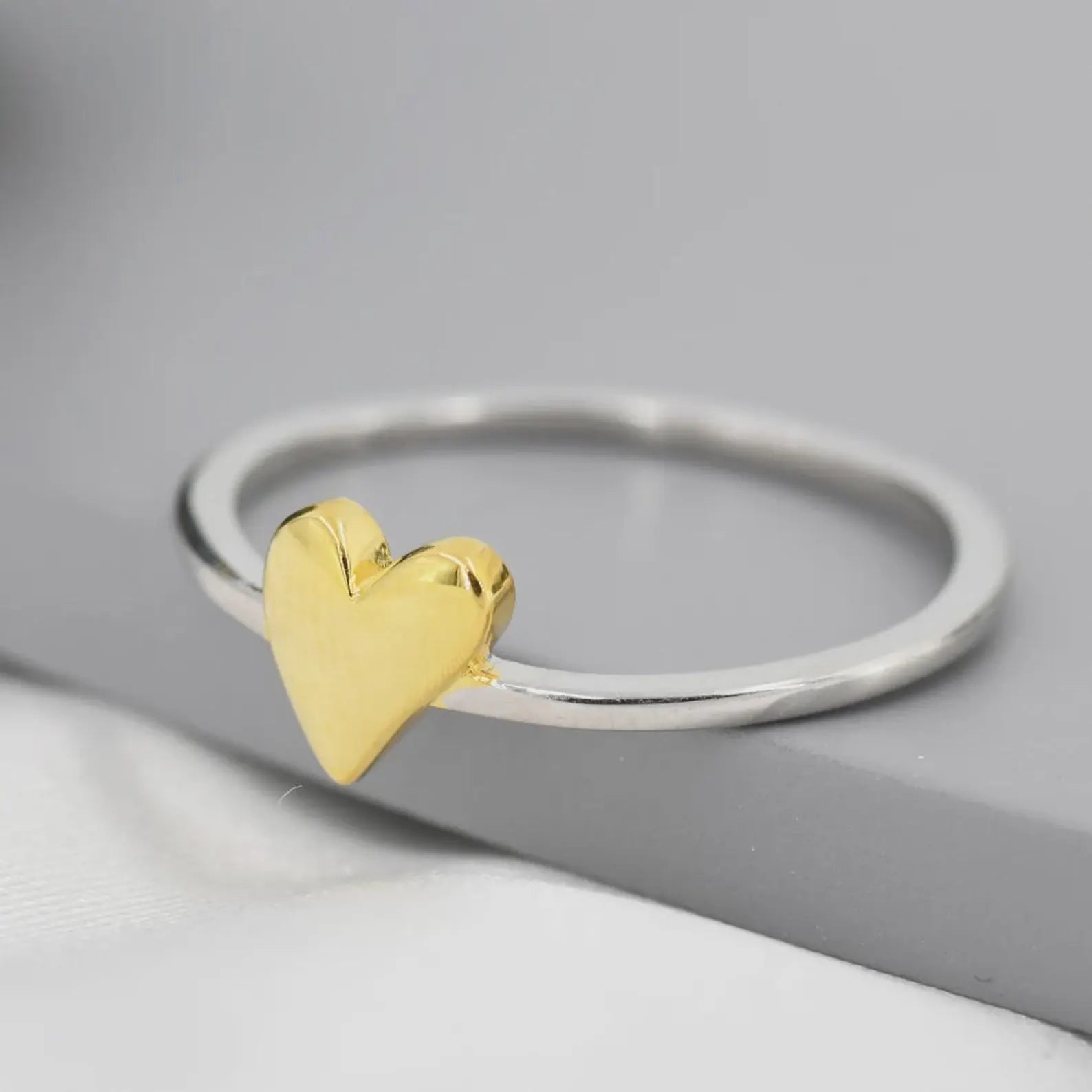 Vintage 925 Sterling Silver Heart Ring