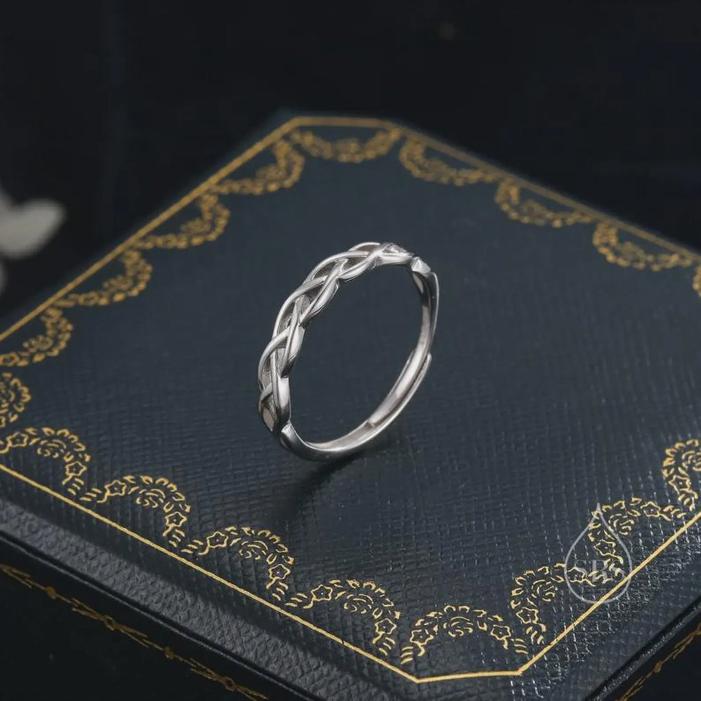 925 Sterling Silver Skinny Celtic Knot Ring