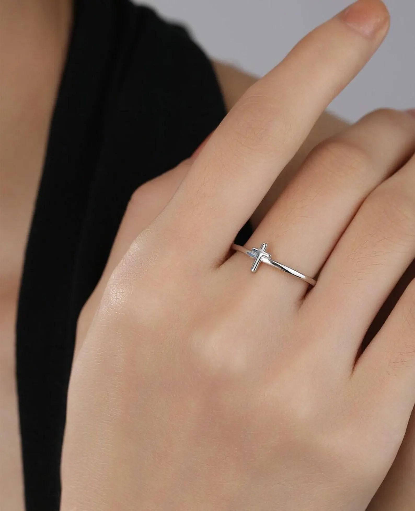 925 Sterling Silver Tiny Cross Ring