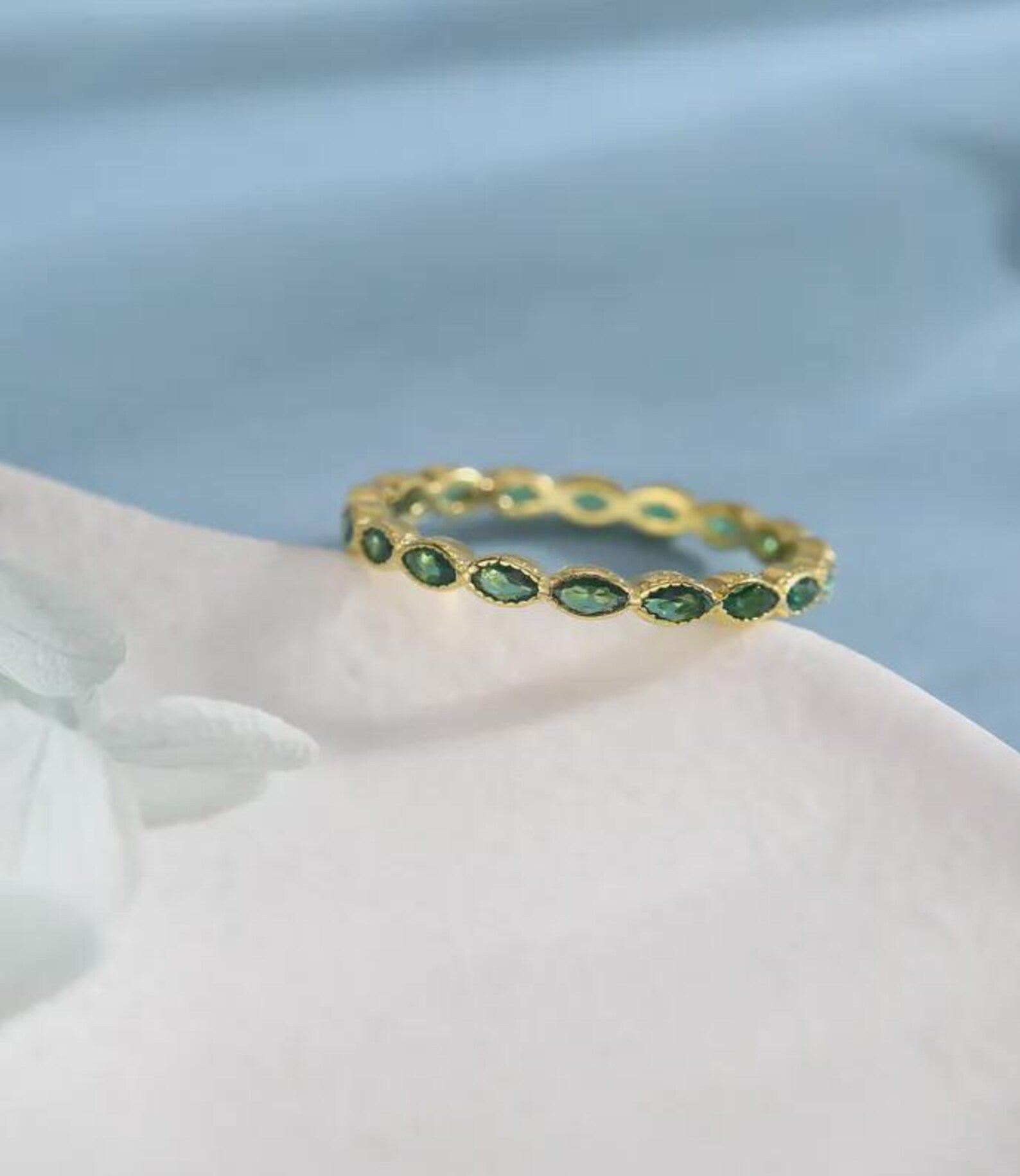 925 Sterling Silver Emerald Marquise CZ Infinity Ring