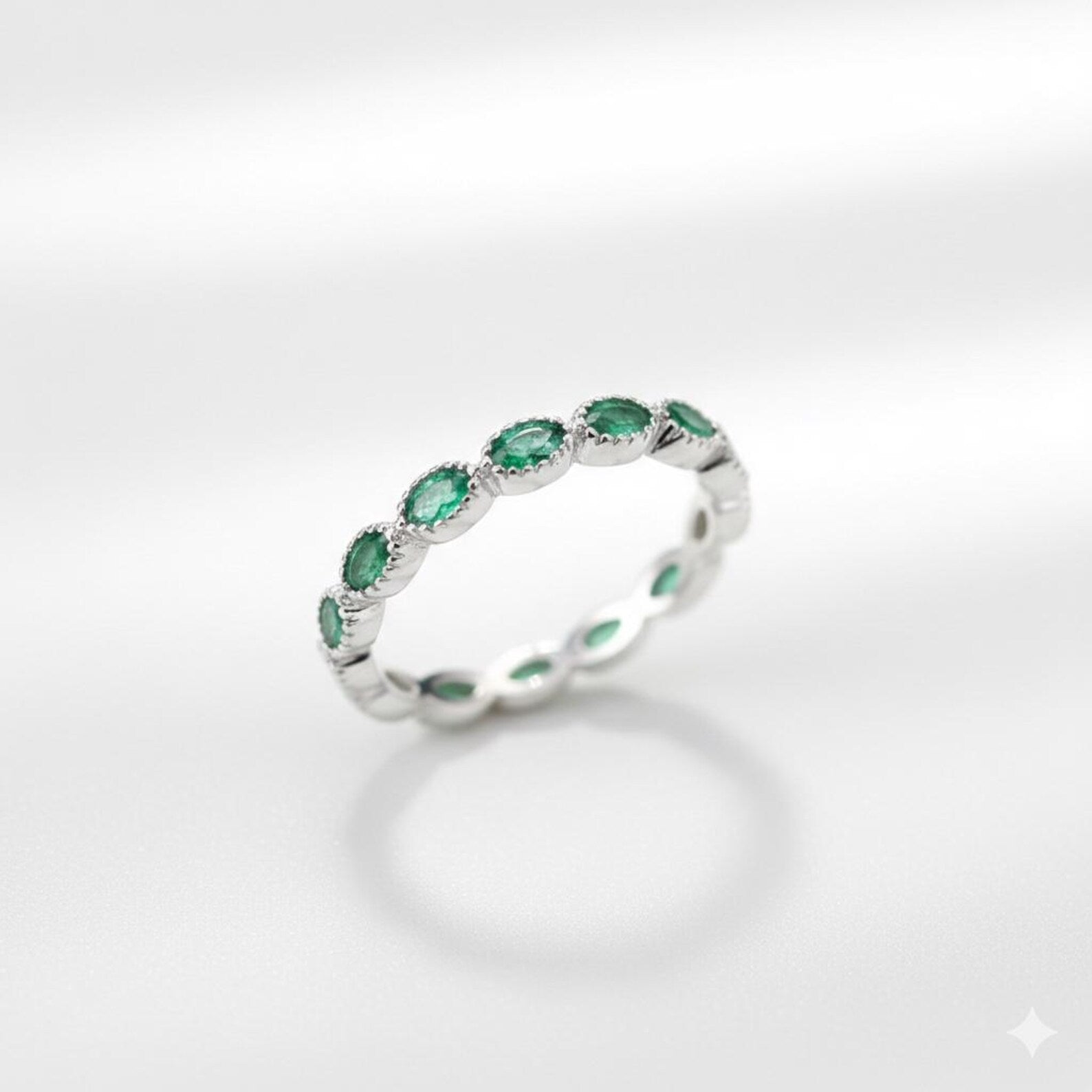 925 Sterling Silver Emerald Marquise CZ Infinity Ring