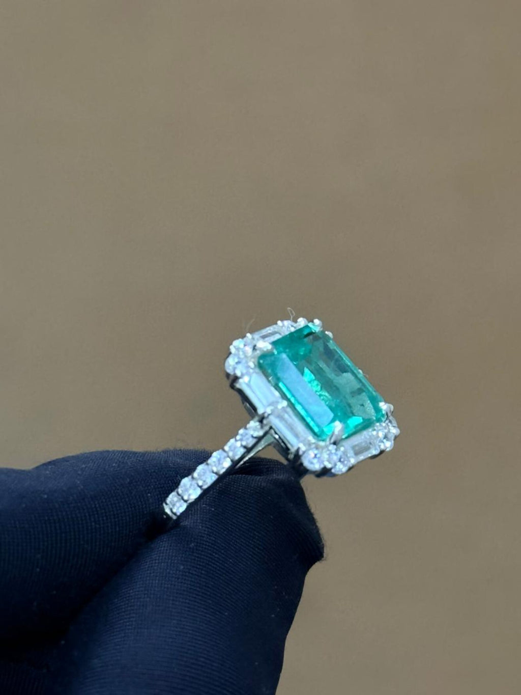 Colombian Lab-Grown Emerald Ring – Octagon Prong Setting