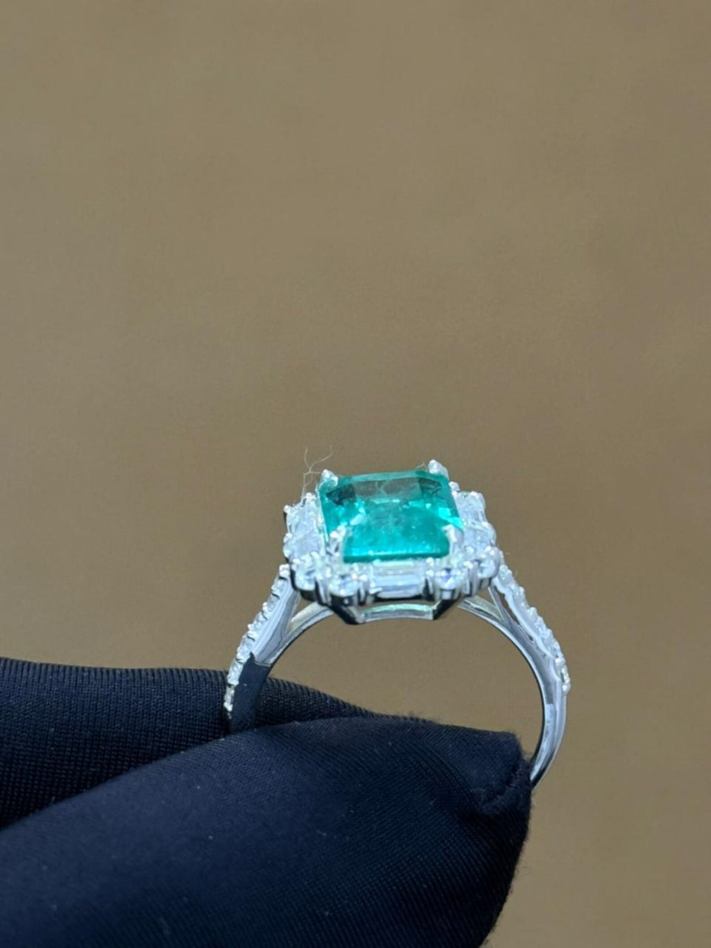 Colombian Lab-Grown Emerald Ring – Octagon Prong Setting