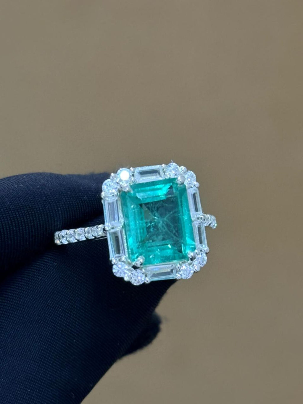 Colombian Lab-Grown Emerald Ring – Octagon Prong Setting