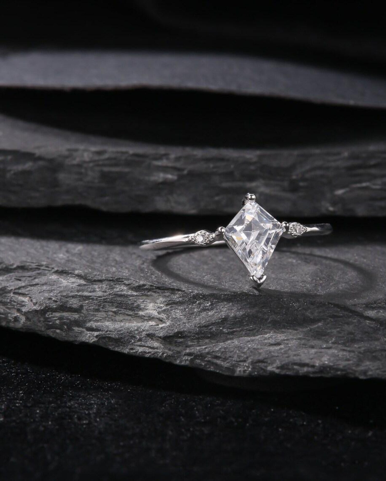 925 Sterling Silver Rhombus CZ Ring | Engagement Ring | Stackable Ring