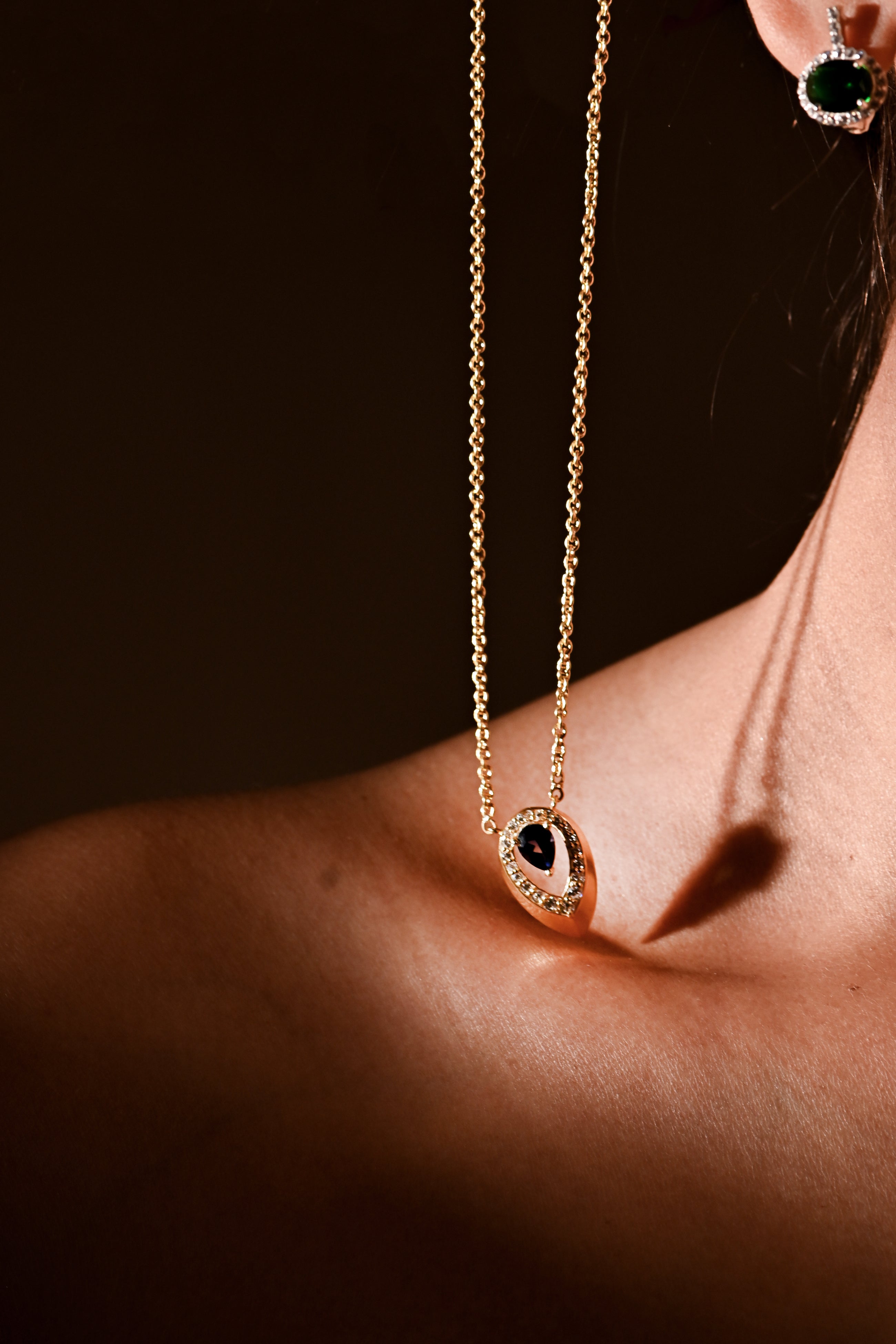 Pear-Cut Alexandrite Pendant Necklace with Moissanite Halo - 925 Silver with Gold Plating