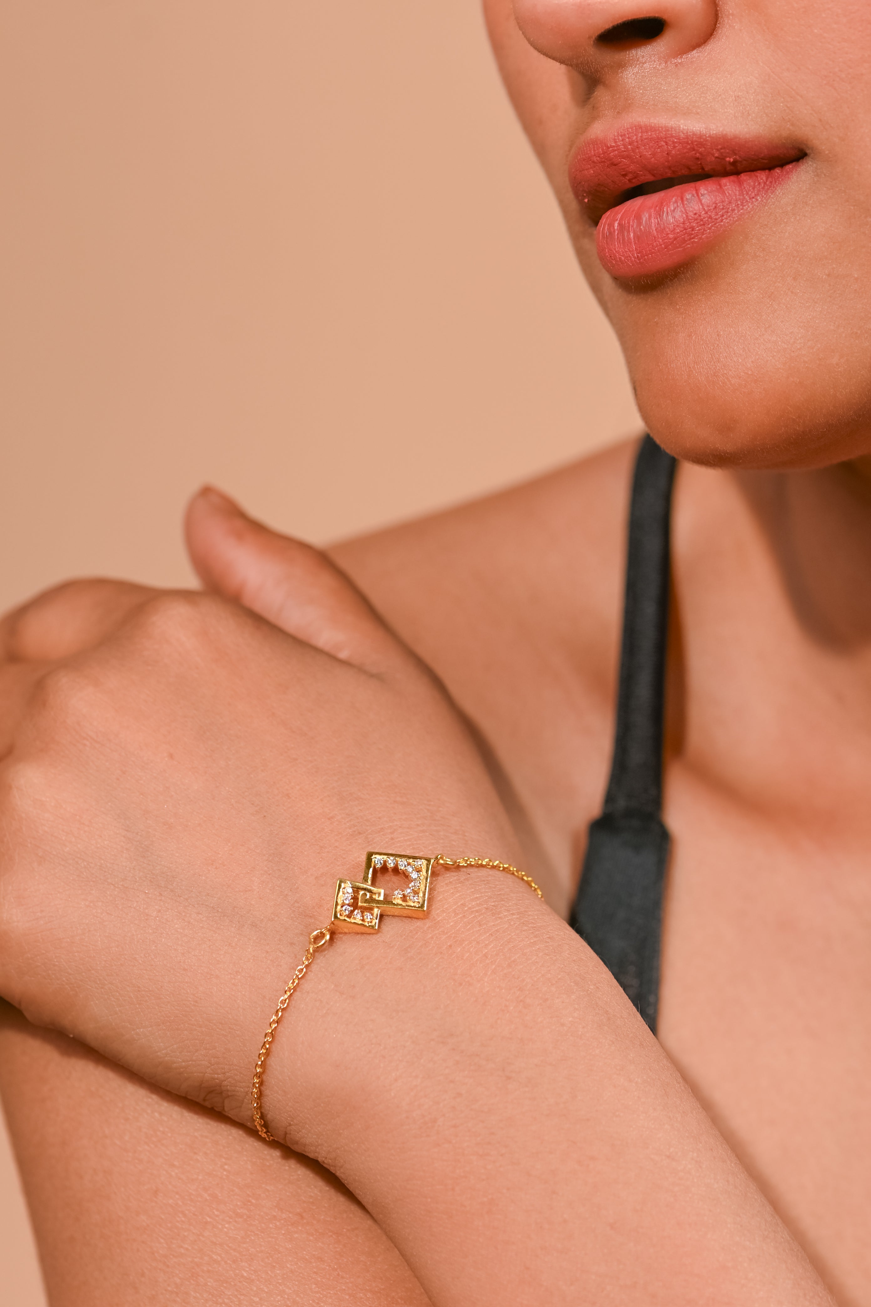 Linked Diamond-Shaped Moissanite Bracelet in 925 Sterling Silver with Gold Plating