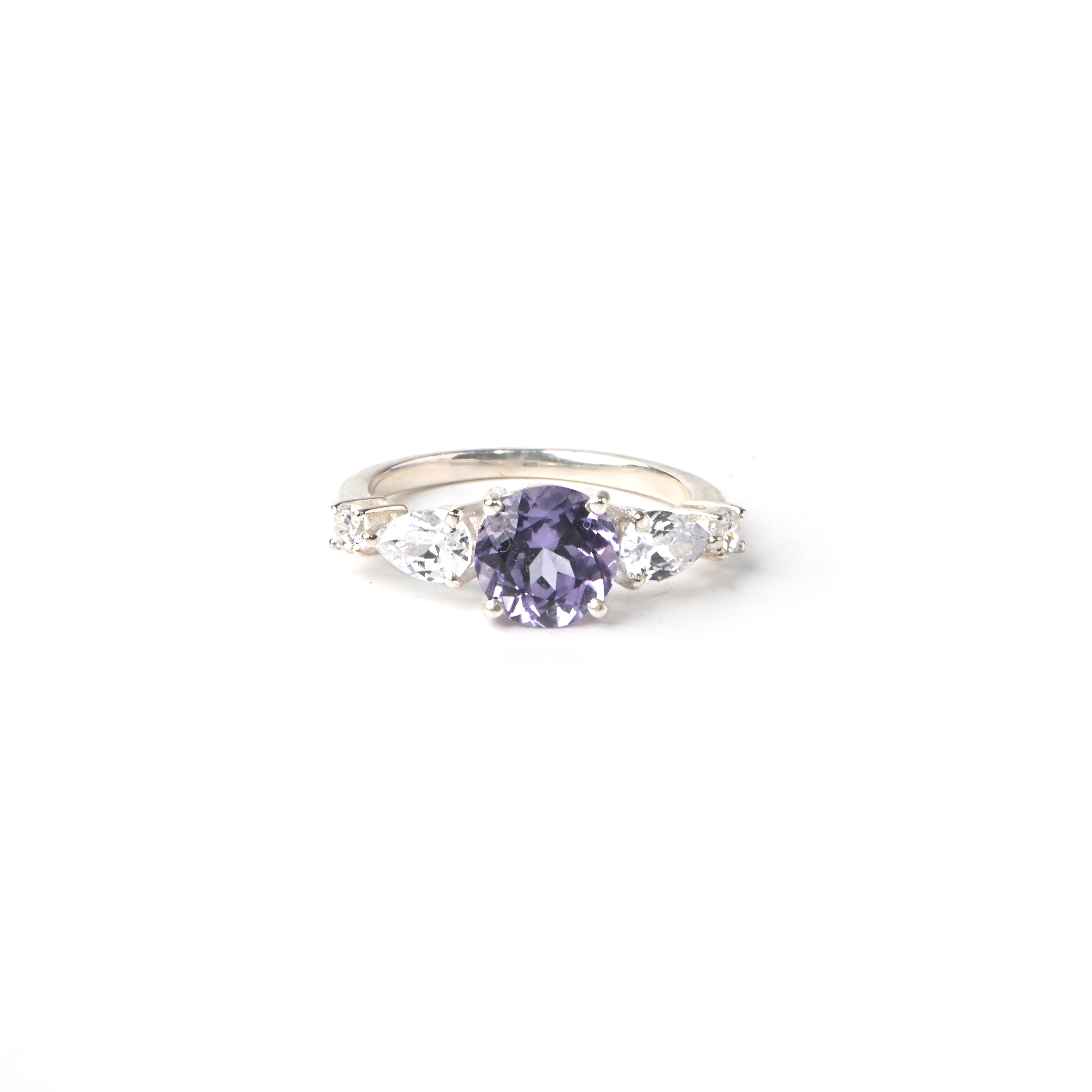 Alexandrite Engagement Ring – 925 Sterling Silver | Color-Changing Gemstone