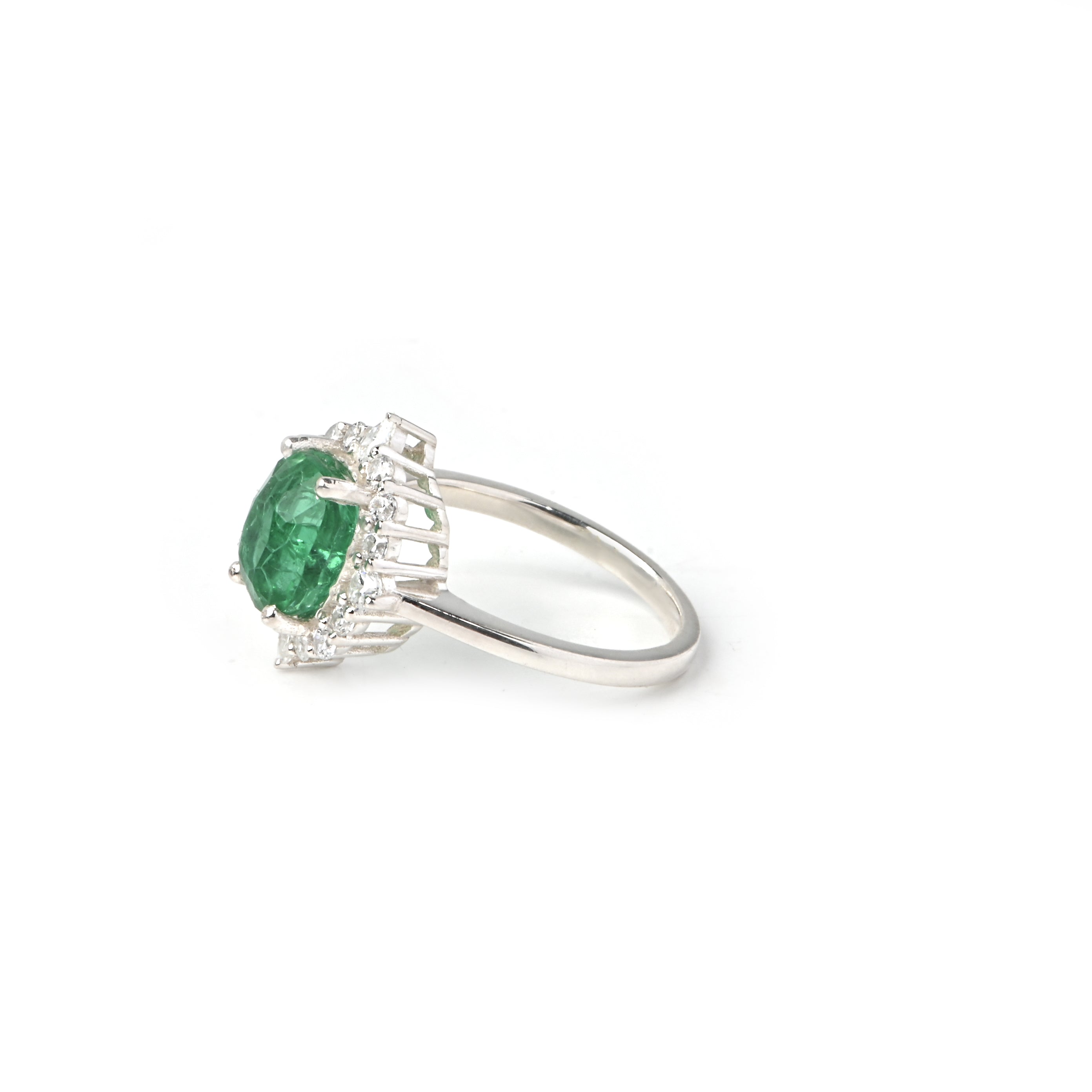 Lab-Created Emerald & CZ Halo Ring – 925 Sterling Silver (Oval Cut)