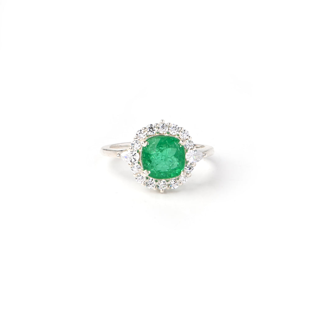Cushion-Cut Emerald Halo Ring – 925 Sterling Silver