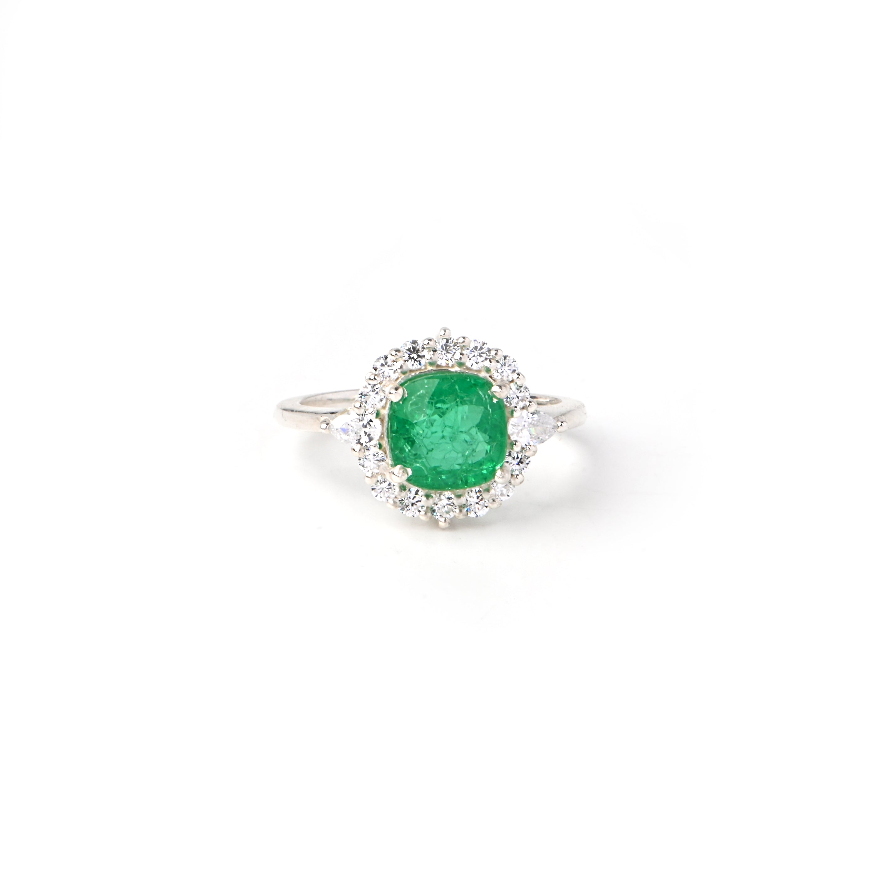 Cushion-Cut Emerald Halo Ring – 925 Sterling Silver