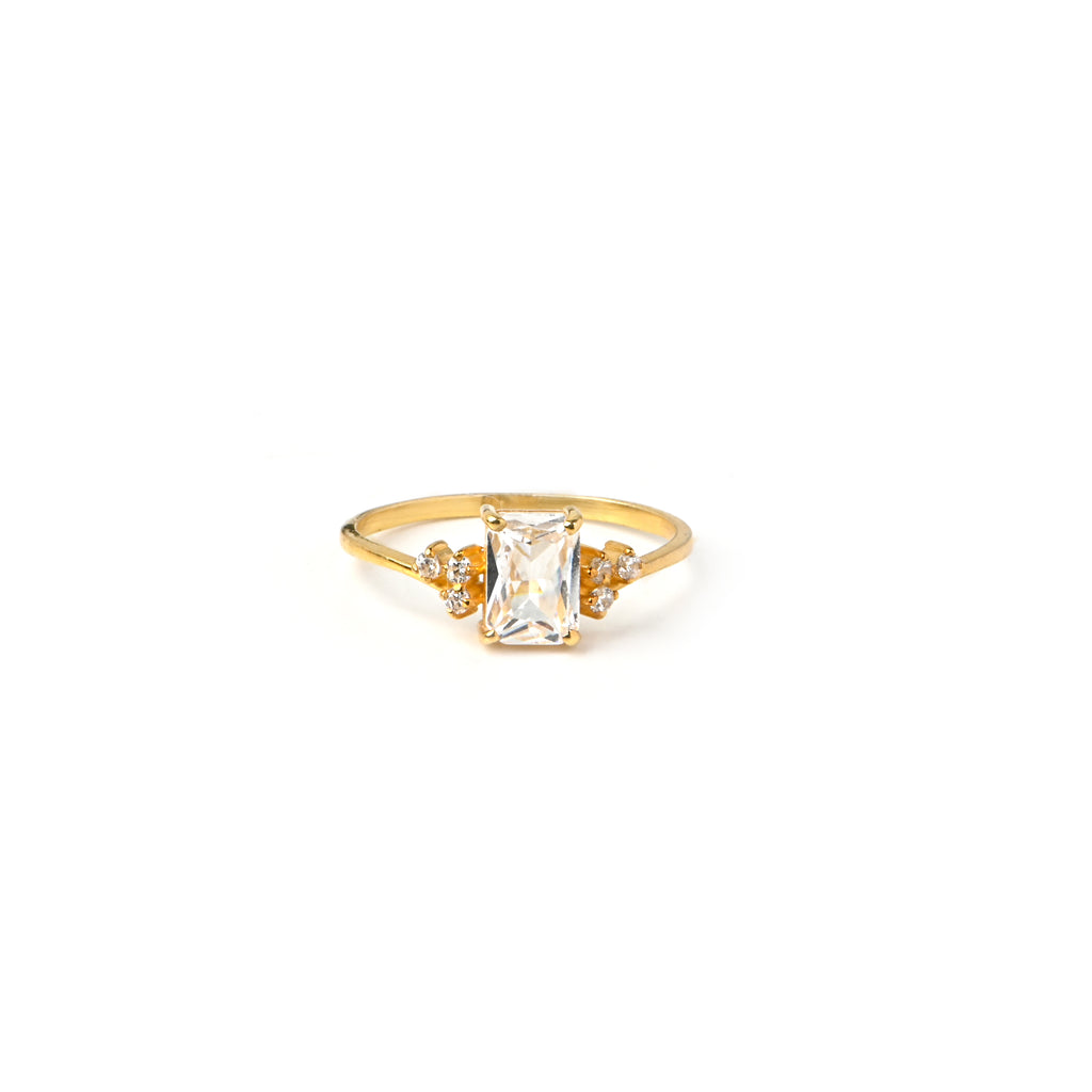 Elegant Cubic Zirconia Ring – 925 Sterling Silver with Gold Finish