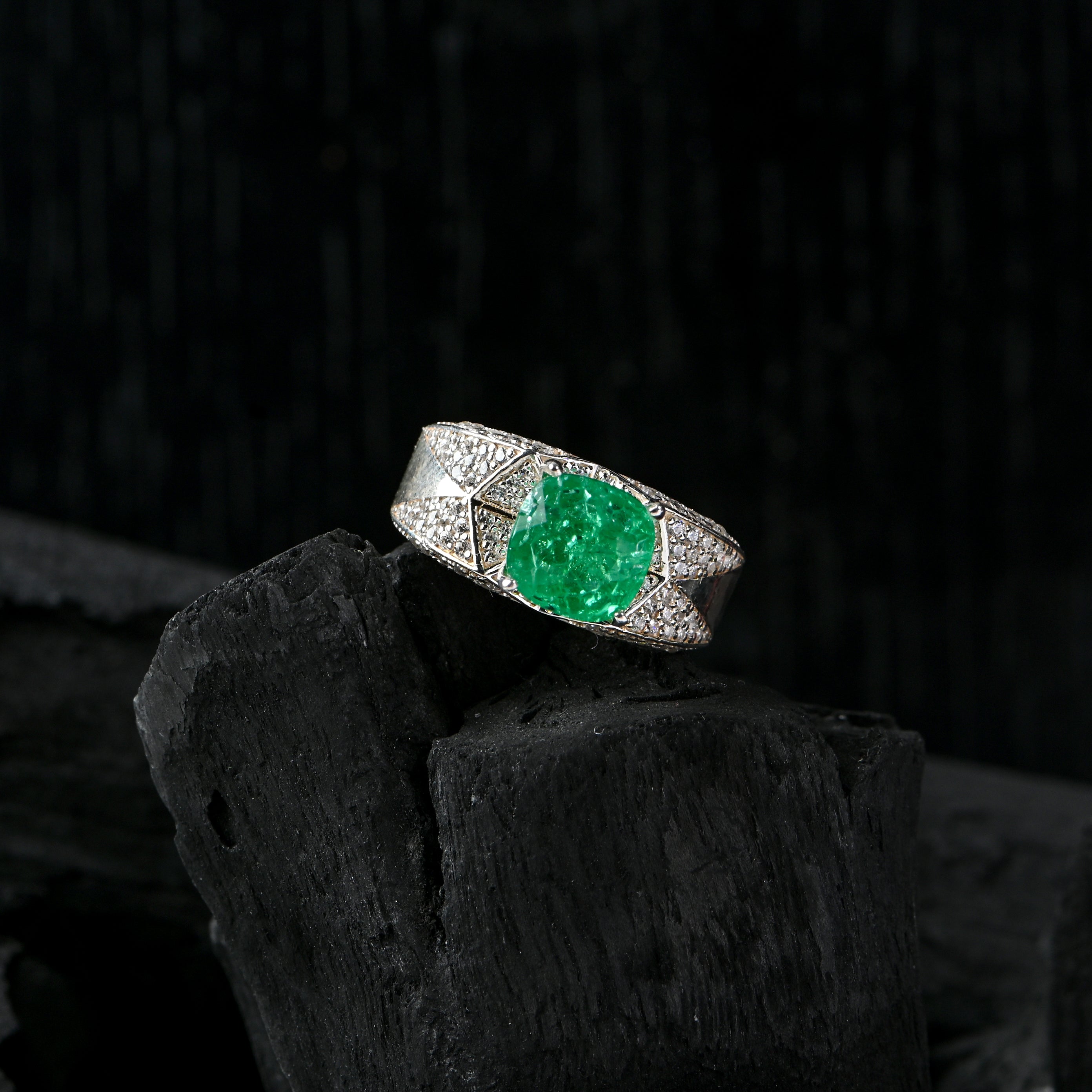 Bold Lab-Created Emerald & CZ Ring – 925 Sterling Silver Statement Ring