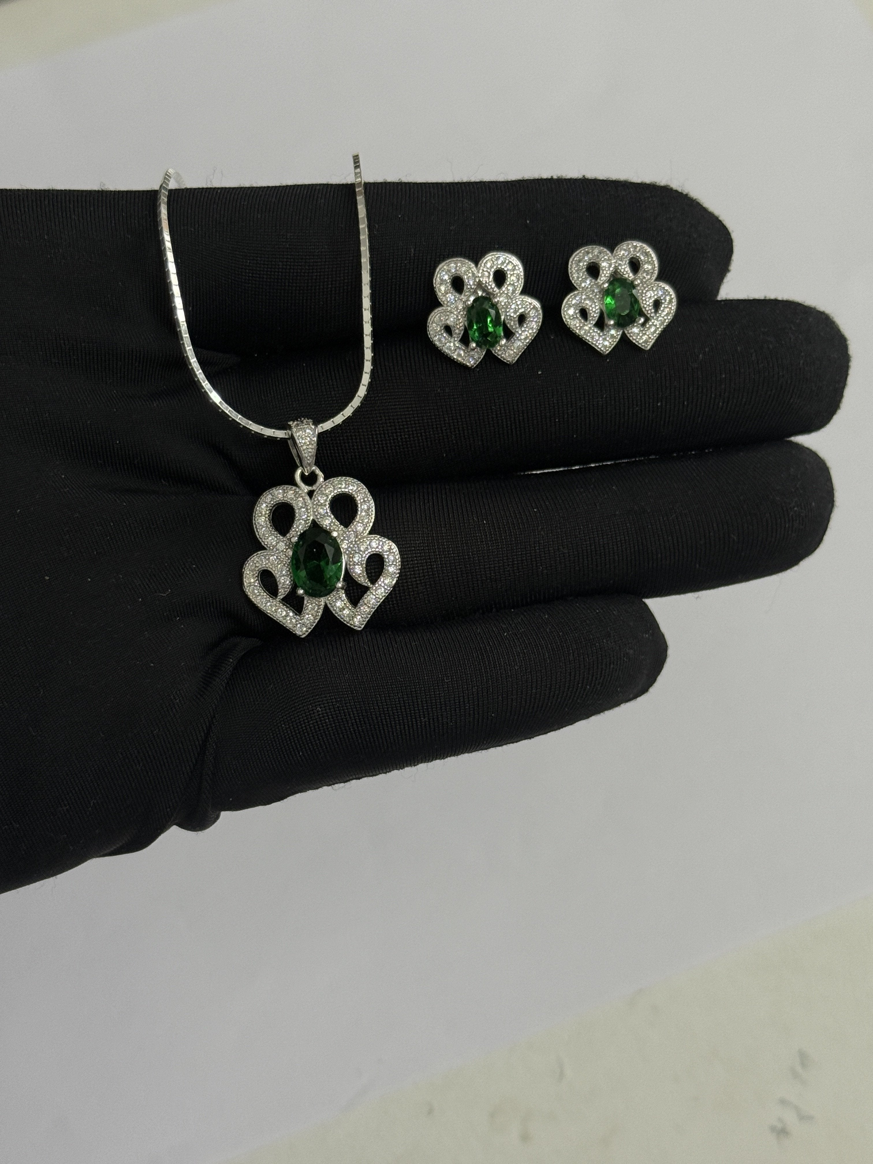 Premium 925 Sterling Silver Oval Emerald Necklace With Earring