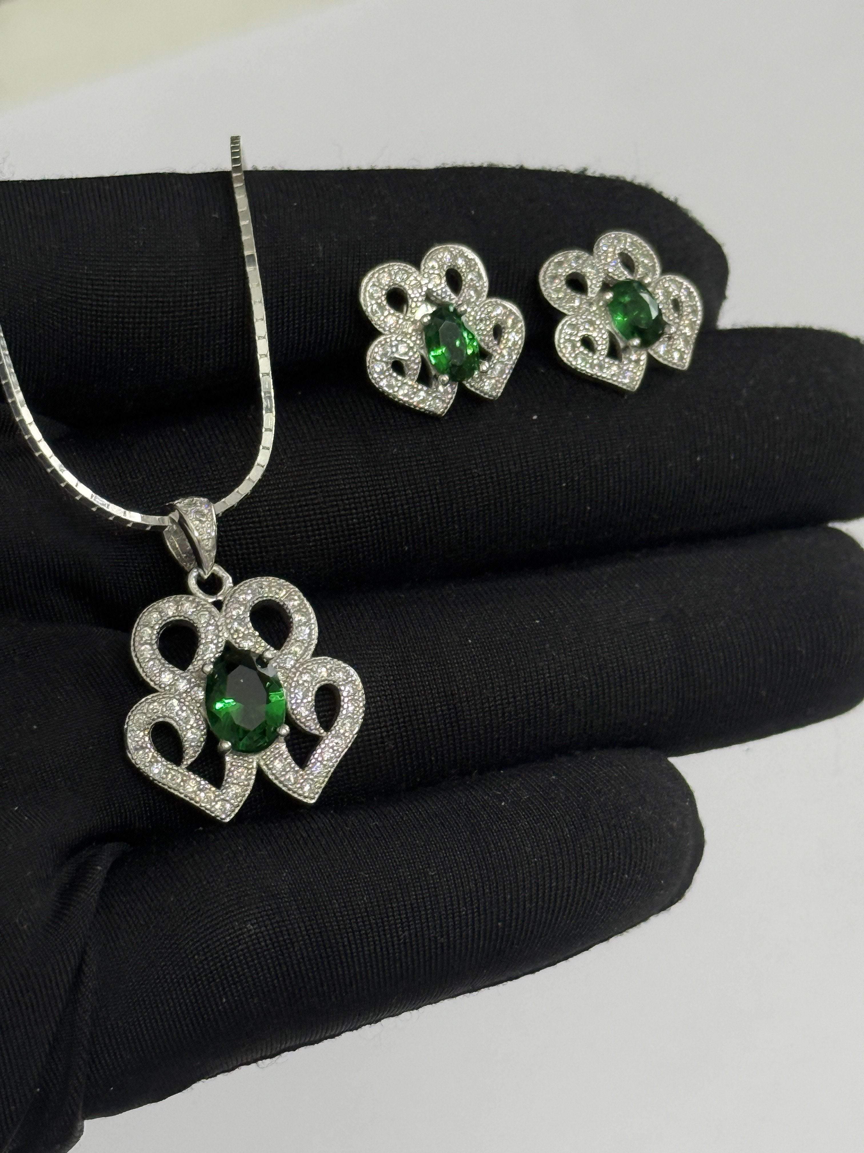 Premium 925 Sterling Silver Oval Emerald Necklace With Earring