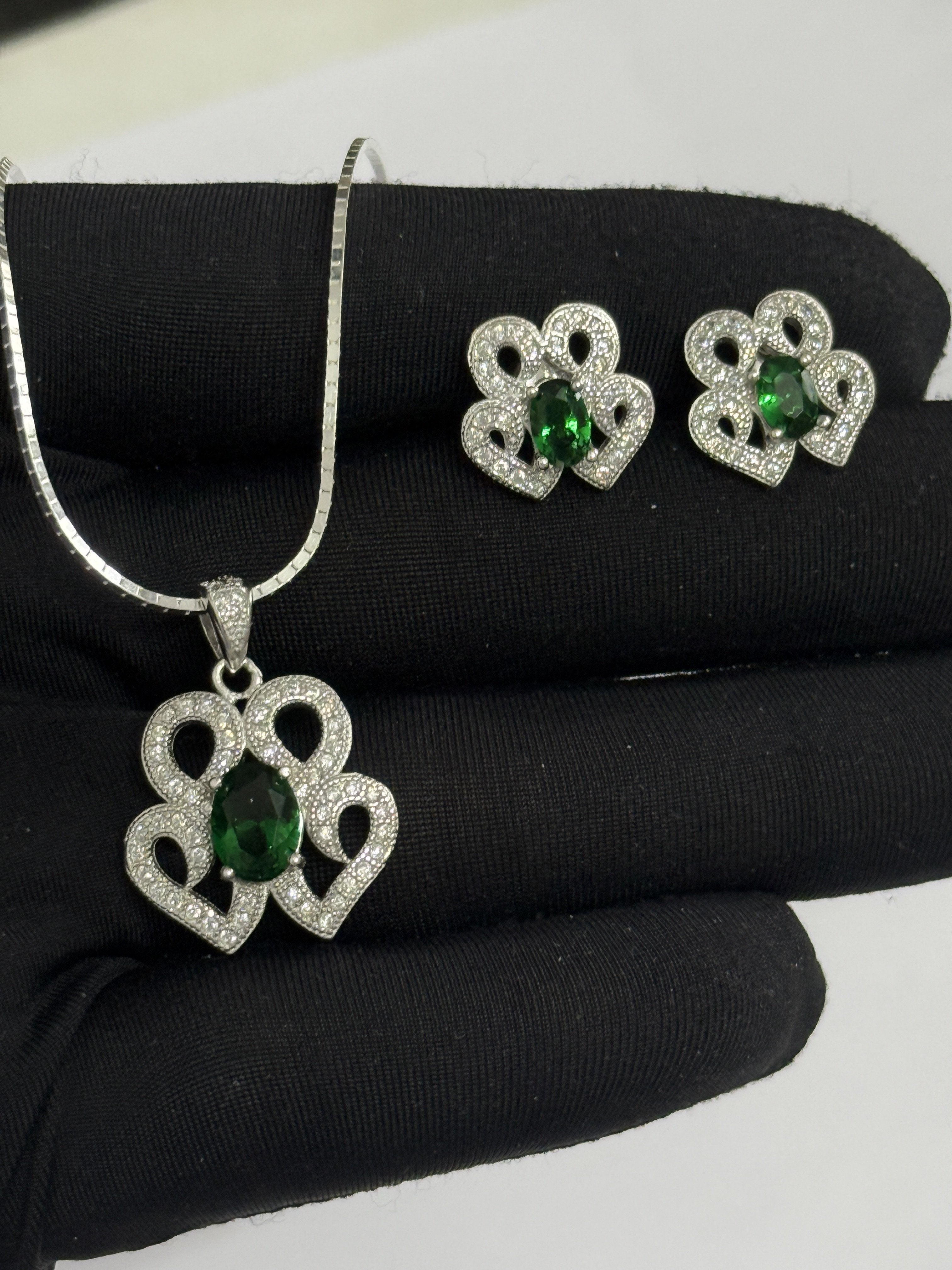 Premium 925 Sterling Silver Oval Emerald Necklace With Earring