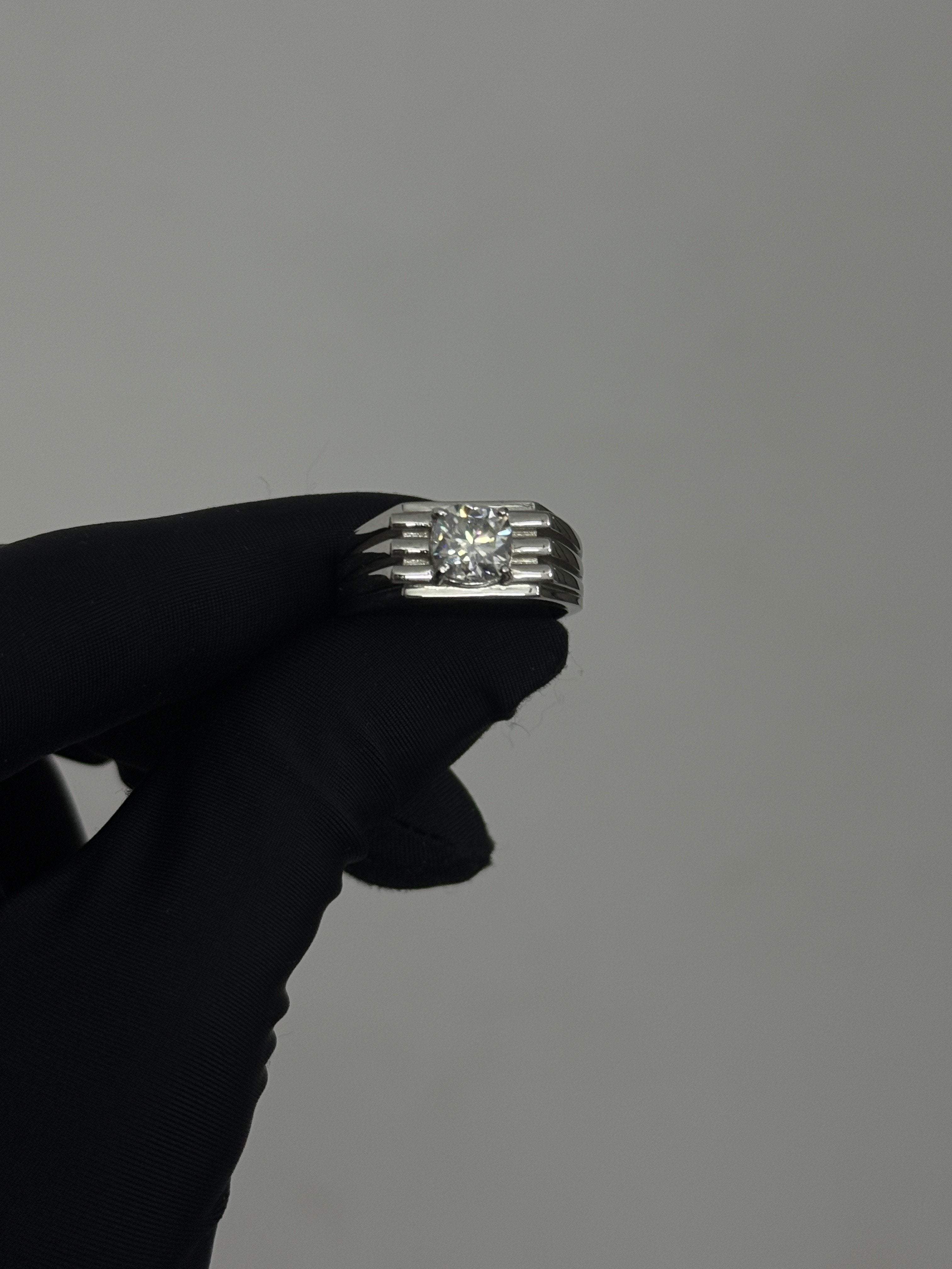 25 Silver Moissanite Cushion-Cut Ring for Women – Prong Setting Gift for Her