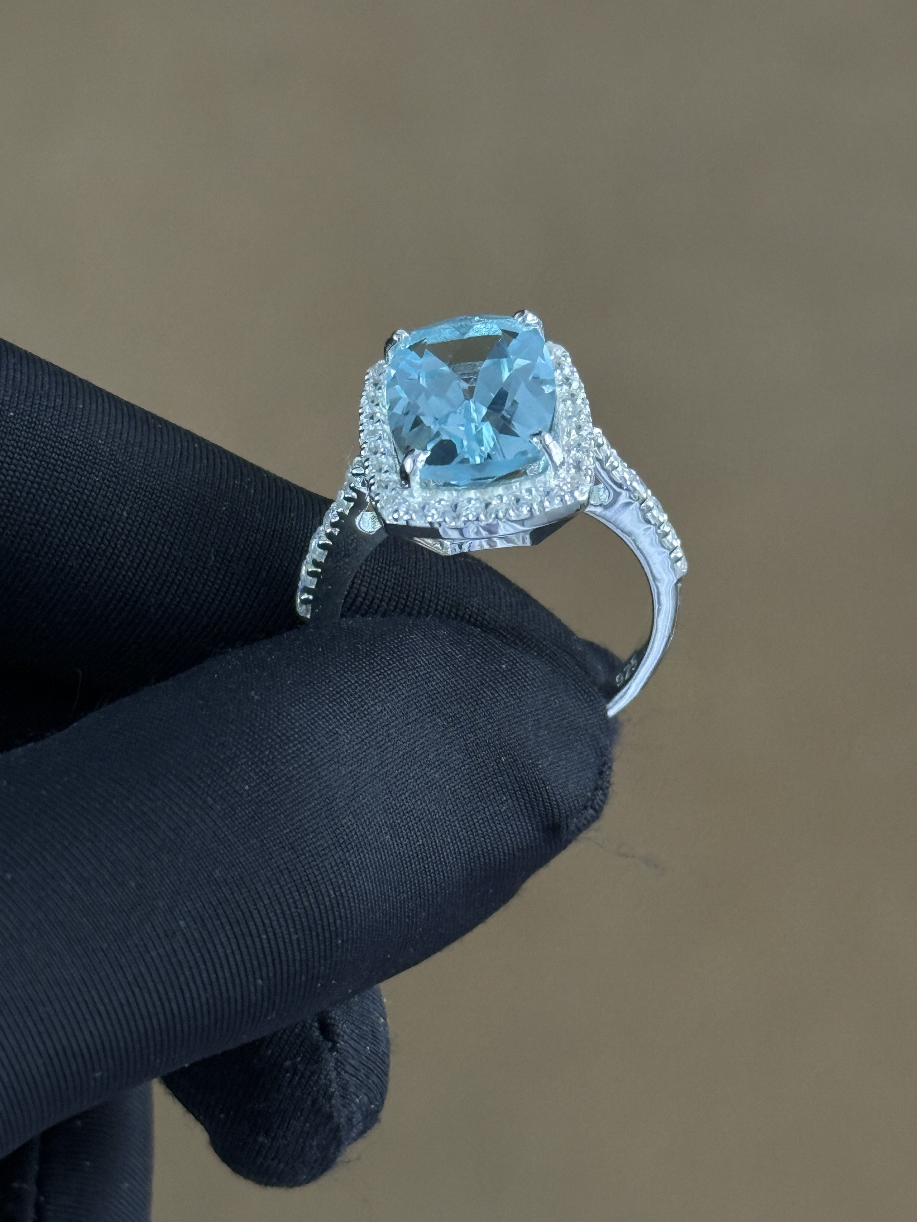 925 Silver Prong-Set Lab Aquamarine Ring – Cushion-Cut Gemstone, 7 Gram Bridal Jewellery
