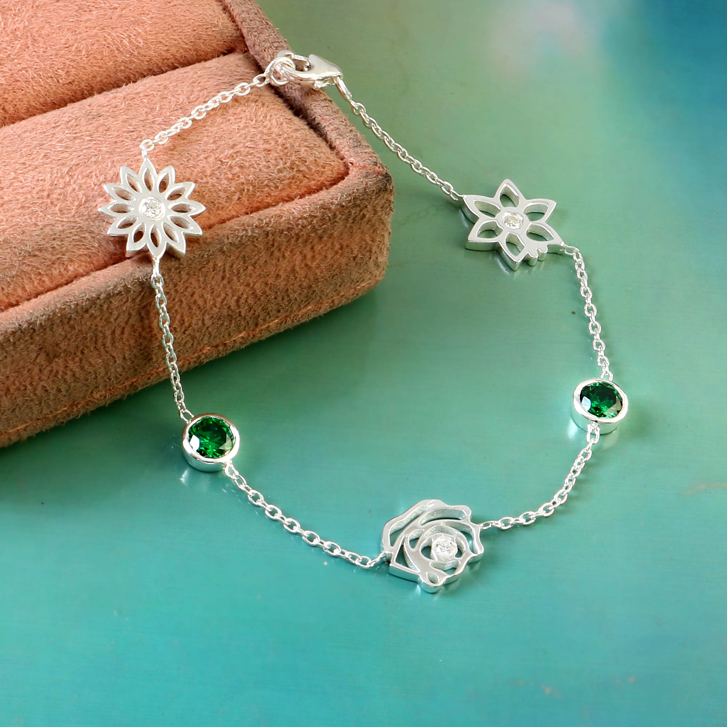 Minimalist 925 Sterling Silver Round Stone Bracelet – Bezel-Set Everyday Wear