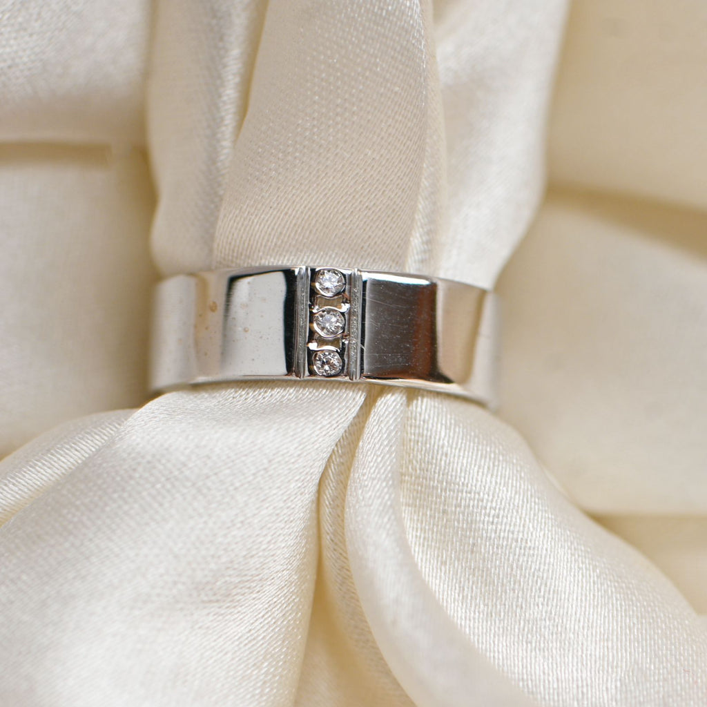 Men’s Silver Band Ring with 3 Moissanite Stones – 2.5mm Each