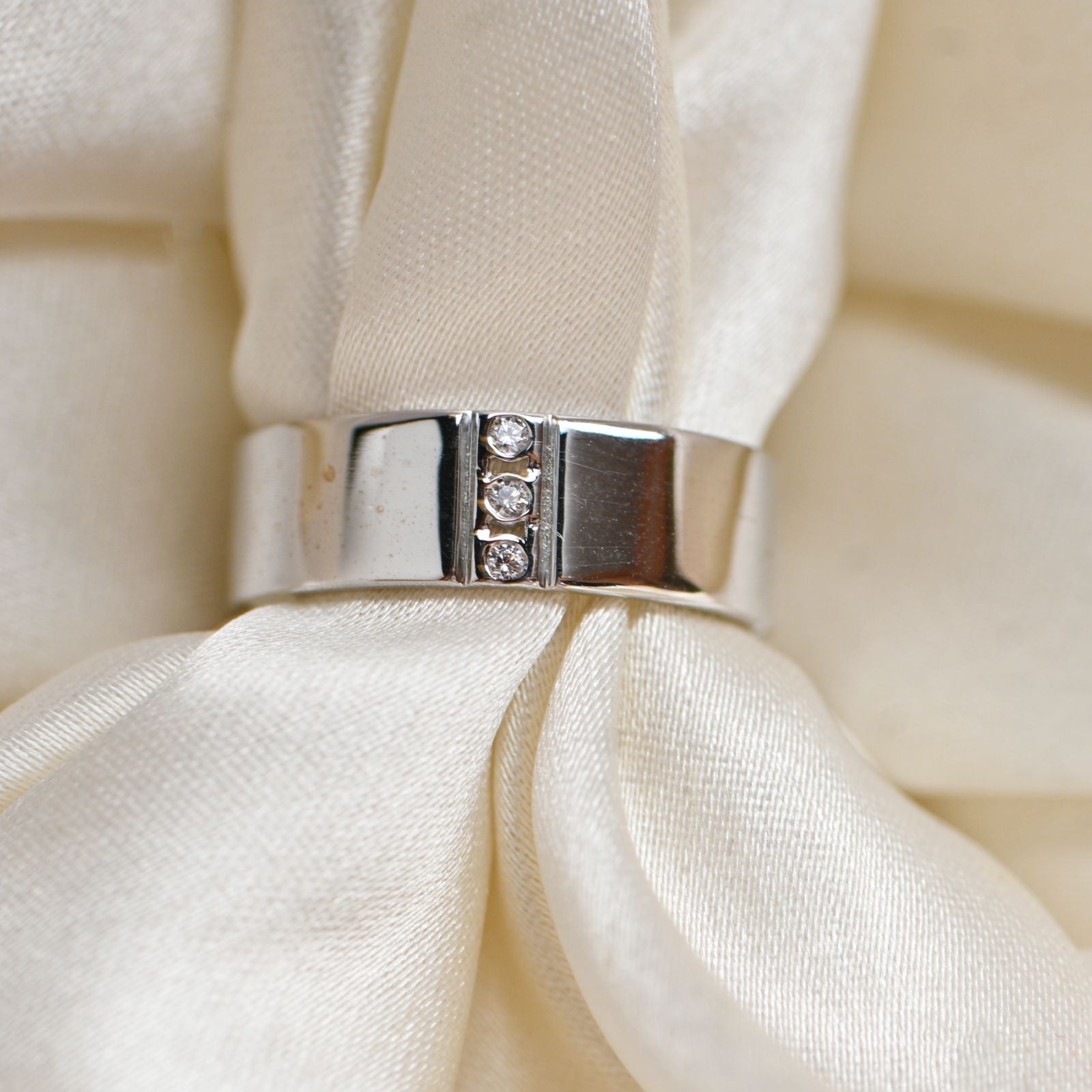 Men’s Silver Band Ring with 3 Moissanite Stones – 2.5mm Each