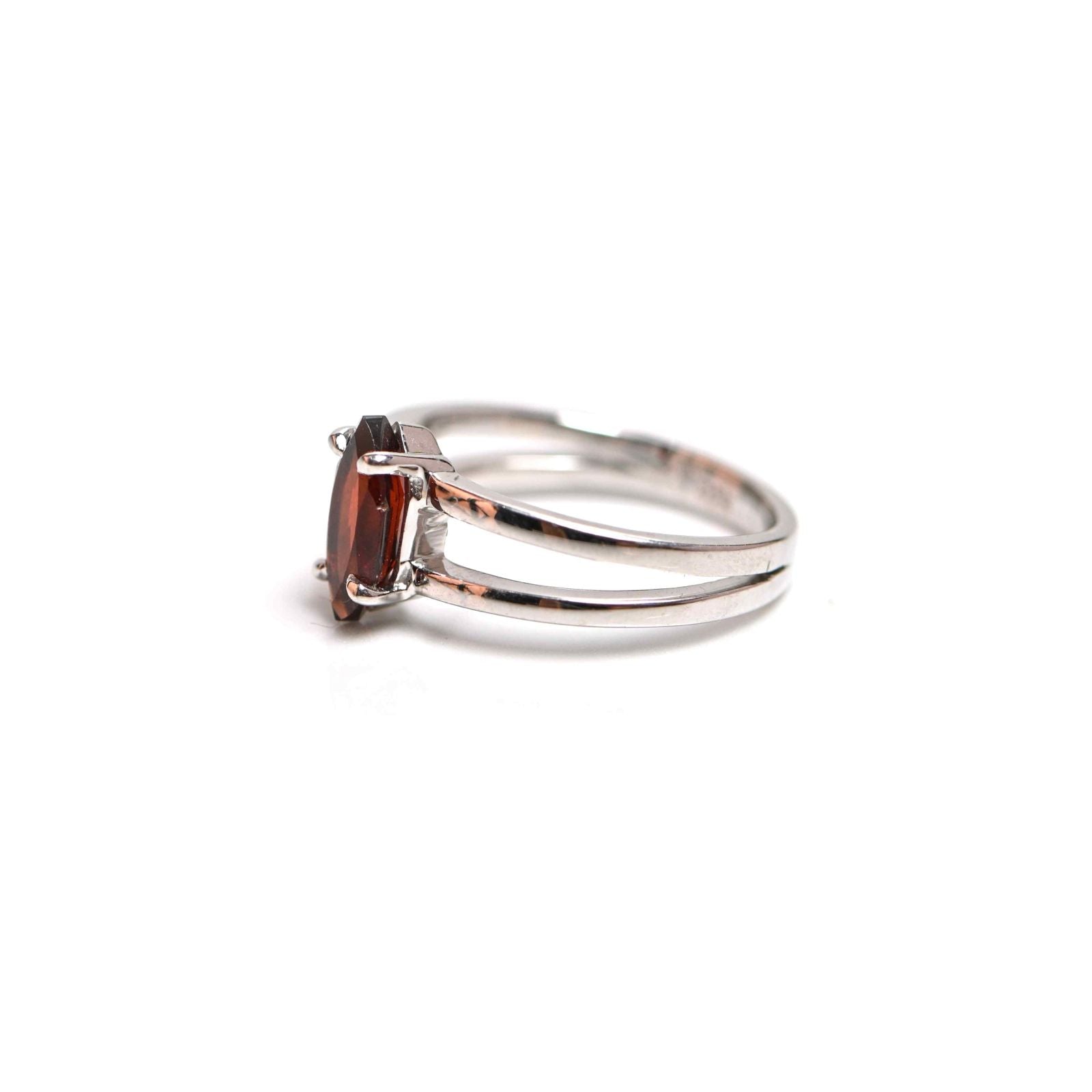 Garnet Marquise Cut Ring – 925 Sterling Silver Minimalist Band