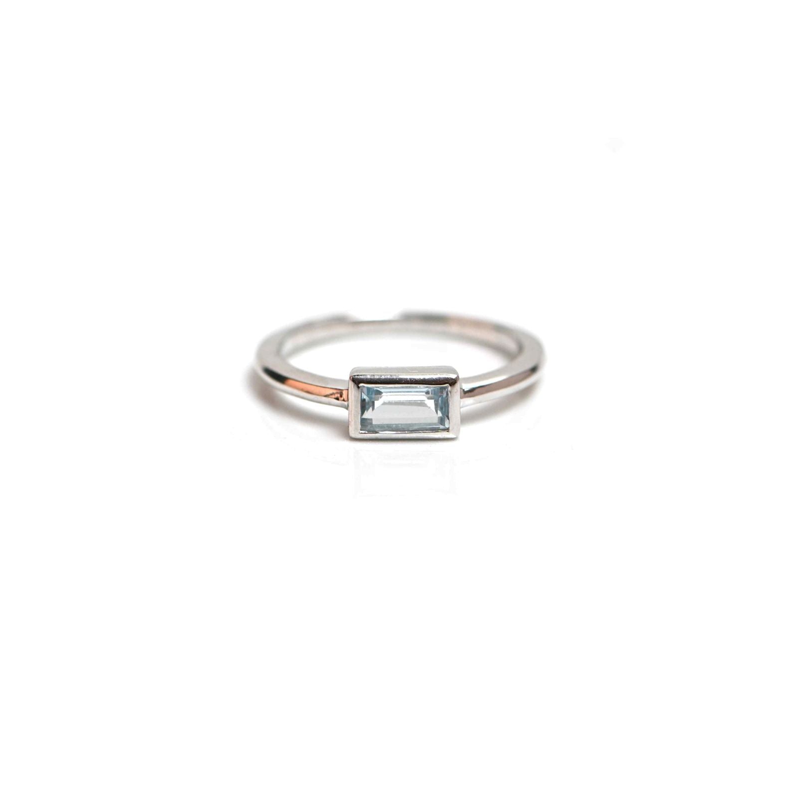 7x5mm Aquamarine Baguette Cut Ring – Sterling Silver Minimalist Ring