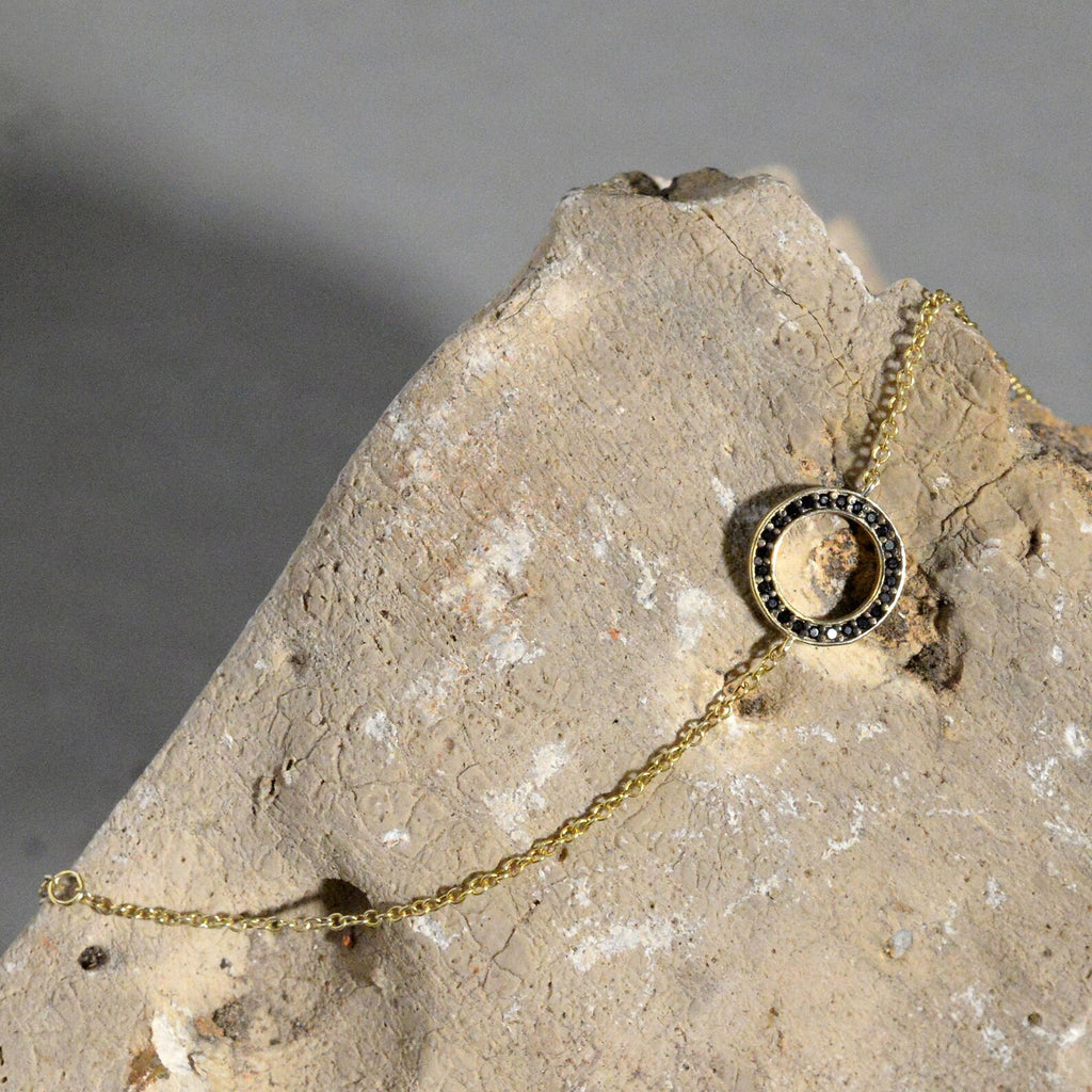 Gold Circle Bracelet: Black Diamond Eternity Friendship Bracelet