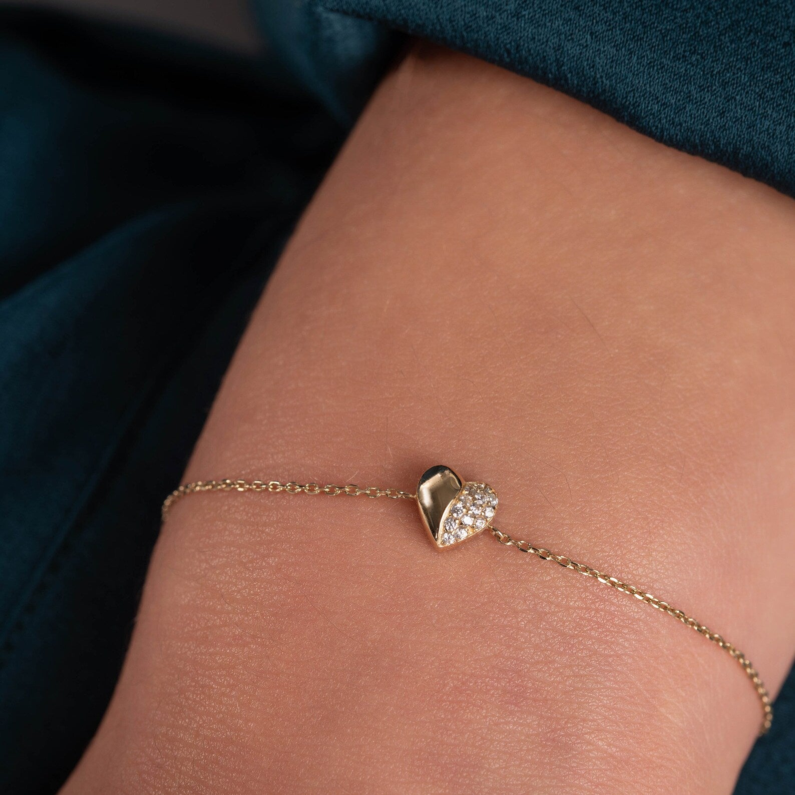 Solid Gold Diamond Heart Bracelet: Dainty Adjustable Jewelry